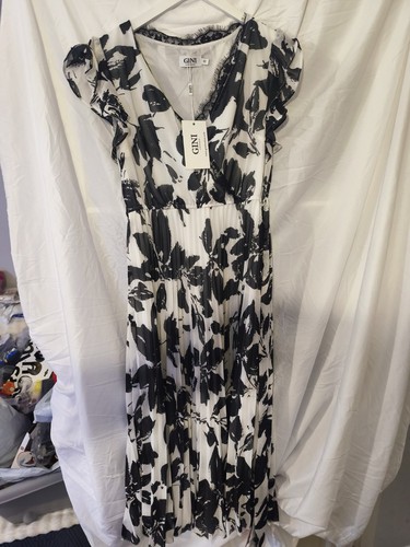 Gini london black white - &,
