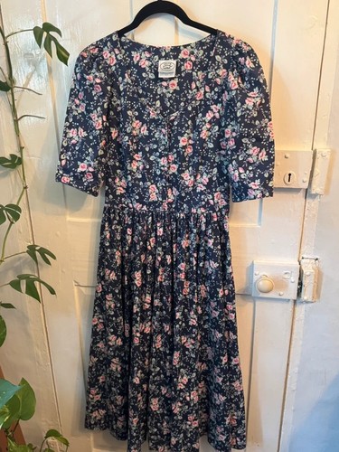 Vintage 1980s laura ashley - vintage,