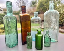 Old Vintage Bottles x8 ( job