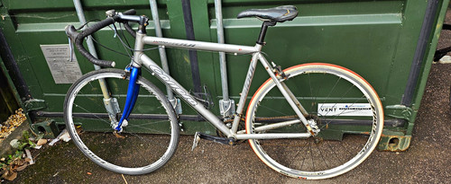 Carrera valour road - road, 700c