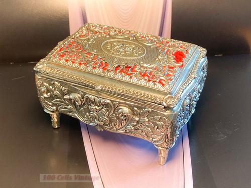 Red and silver - , tone