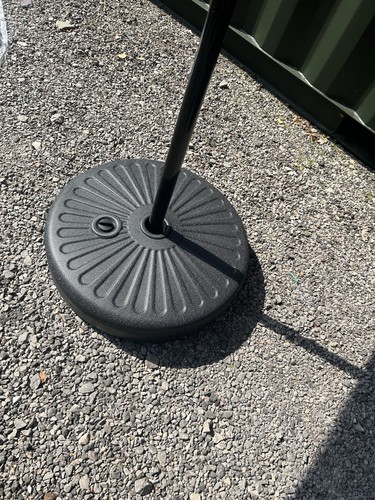New garden parasol base - new, for