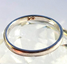 Beaverbrooks Beyond Brilliance 18ct White & Rose Gold 2mm Wedding Ring Size i