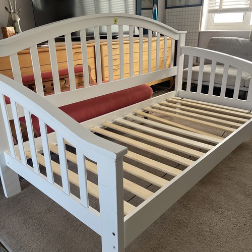 Elegant wooden day bed - wooden,