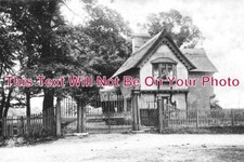 ES 5755 - The Lodge, Aveley