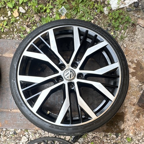 Genuine volkswagen golf - vw,