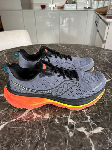 Men saucony hurricane 25 - men's,