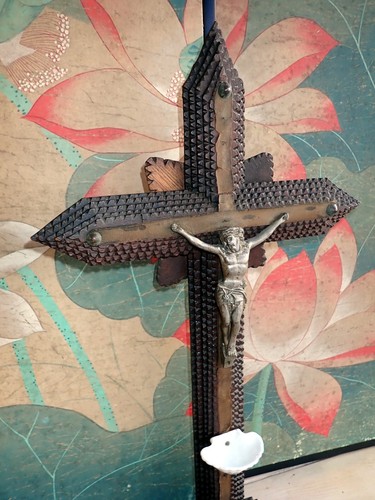 Tramp art crucifix - tramp, cross