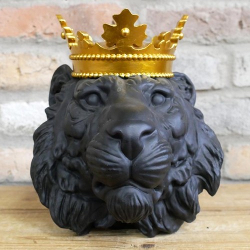 Lion head ornament - head, statue