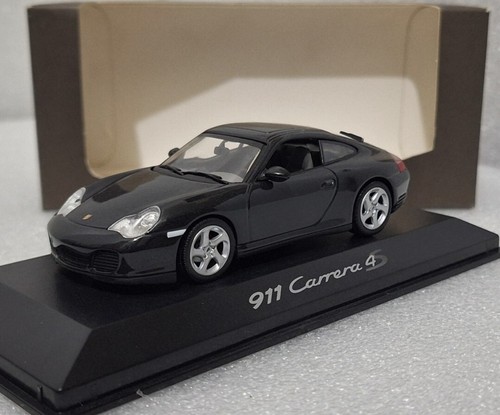 Porsche 911 carrera 4s - (996),