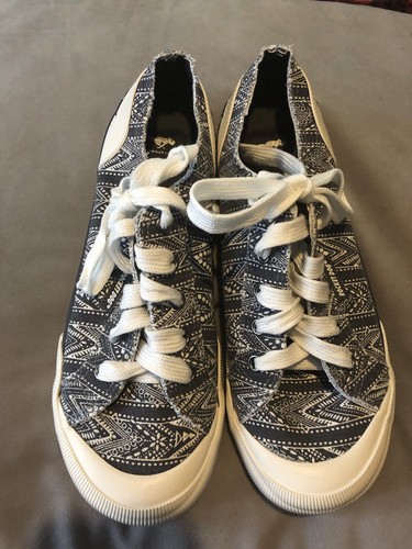Rocket dog jazzin trainers - dog,