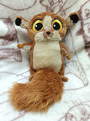 Madagascar mort plush toy - mort,