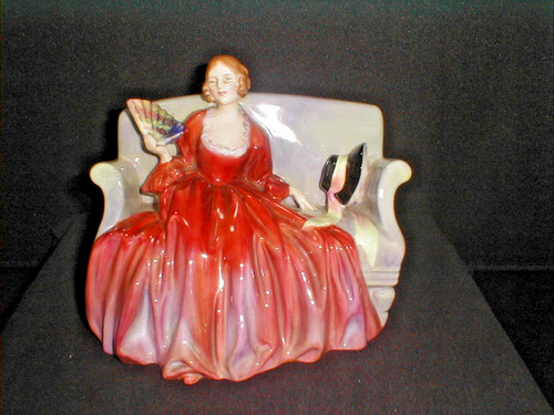 Royal doulton ladies figurine - ladies,