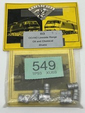 Knightwing OO B3 8 white metal oil drums