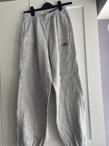 Umbro boys joggers size 14 - boys,