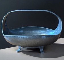 English Arts & Crafts Warric Pewter Fruit Bowl
