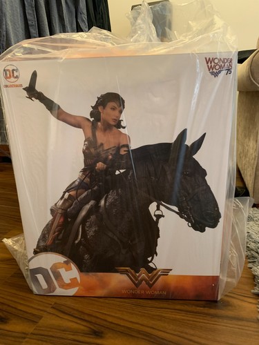 Collectibles wonder woman - collectibles,