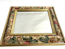 Vintage Floral Frame Wall