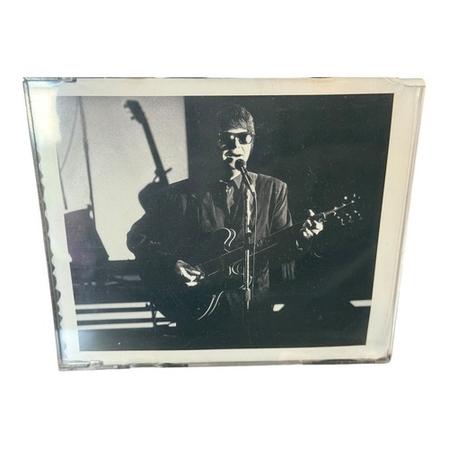 Roy orbison black white - orbison, &