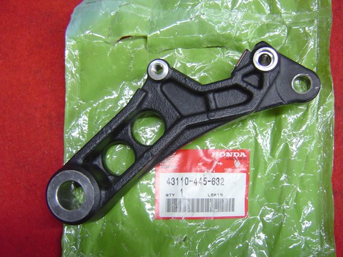 Rear brake caliper bracket - rear,