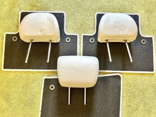 Car floor mats headrests - +,