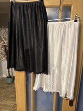 Vtg St Michael White And Black