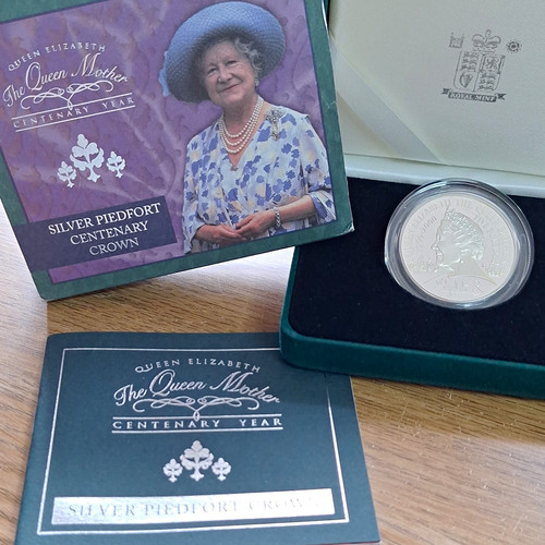2000 queen mother - 2000, £5