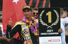 TOPRAK RAZGATLIOGLU - 2 X WORLD SUPERBIKE CHAMPION SUPERB HAND SIGNED 12x8 PHOTO