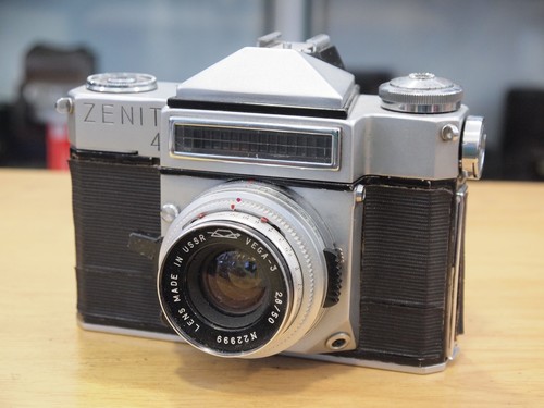 Zenit 35mm slr camera with - 4,