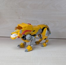 Voltron Legendary Defender Yellow Lion 7" Transforming Figure