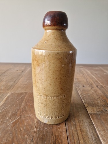Antique beige speckled