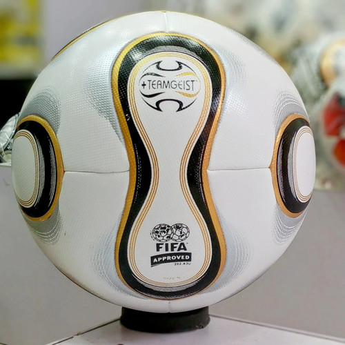 Adidas teamgeist 2006 - 2006, world