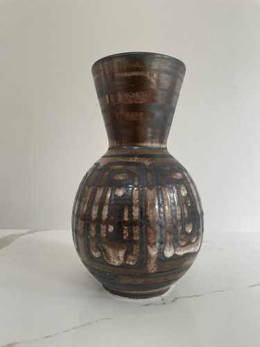 Cinque ports pottery the - cinque,