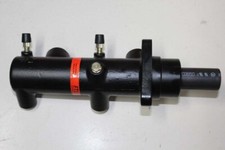 NEW DUAL CIRCUIT BRAKE MASTER