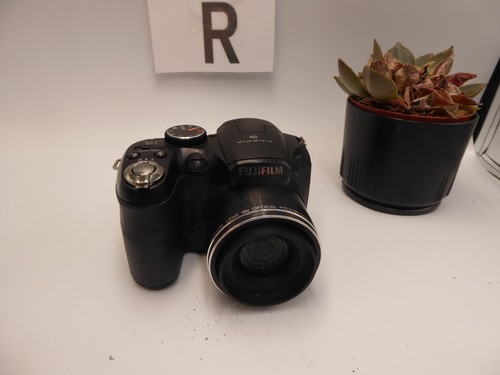 Fuji s2950 14mp 18x - fuji,