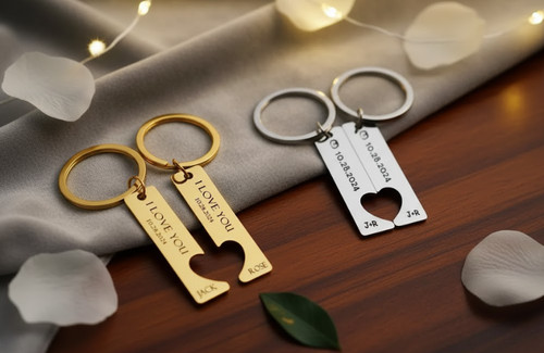 Engraved couple keyring - couple,