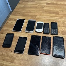 Job lot Of 10 Mobile Phones Nokia Motorola Samsung Sony Spares Or Repairs