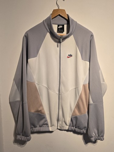 Nike sportswear heritage - nike,