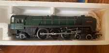 model Britannia loco  train 00 gauge, green