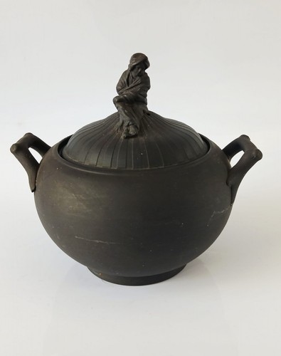 Wedgwood jasper black basalt - jasper,