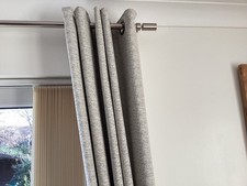 MARKS AND SPENCER LINED EYELET CURTAINS- W218cm x D183/ W85"xD72"