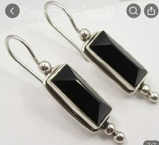 Vintage Oblong Jet Hanging