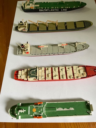 1200 cargo ships - 5,