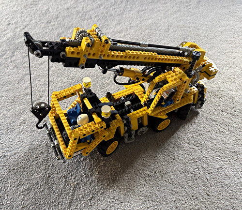 Lego technic 8640 yellow crane - 8640,