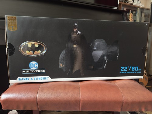 Macfarlane 1989 batmobile with - macfarlane,