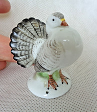 ANTIQUE PORCELAIN MINIATURE PRIZE PIGEON FIGURE – MEISSEN STYLE