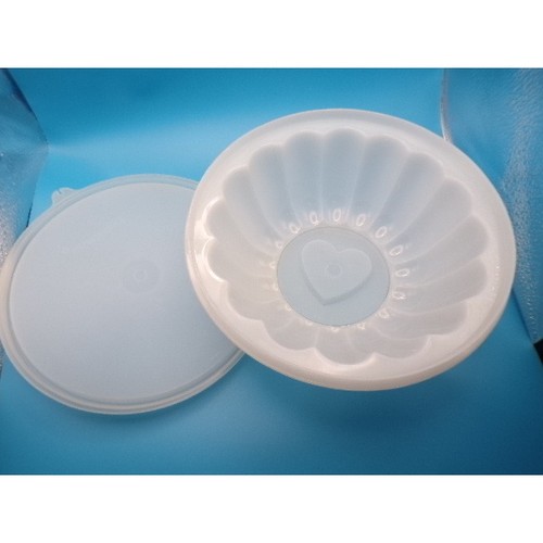 Tupperware jelly mold heart - mold,