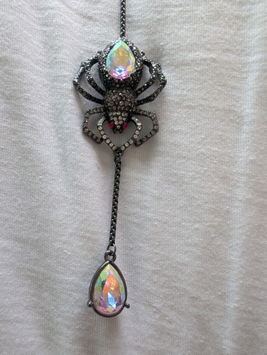 Butler and wilson spider - butler, slide