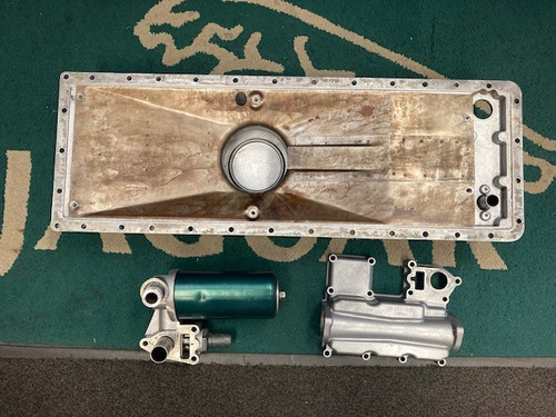 Jaguar v12 type - v12, oil