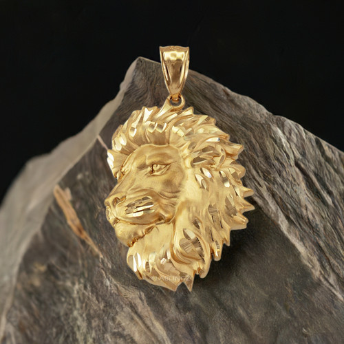 14k gold lion - gold,